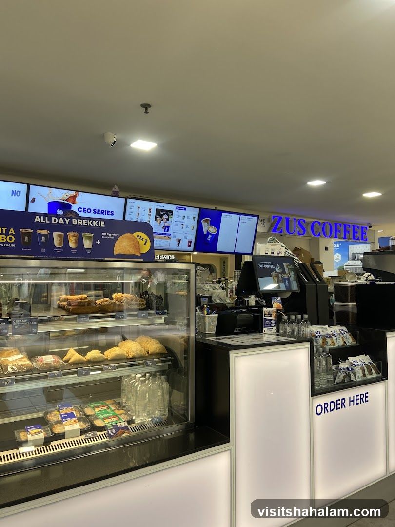 ZUS COFFEE Counter
