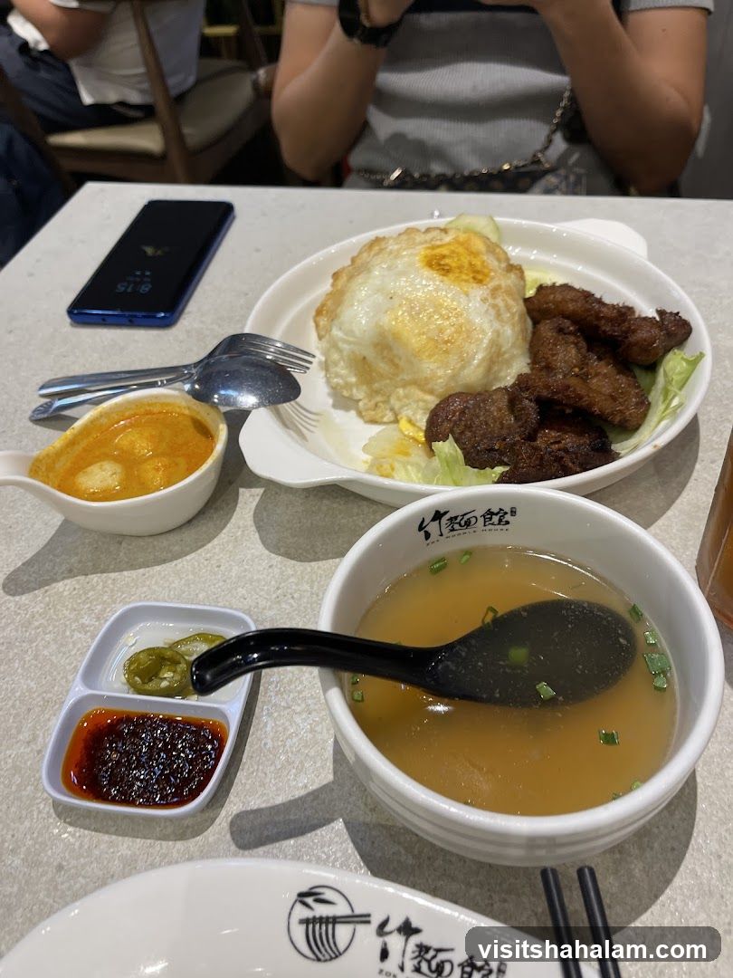 Zok Noodle House 竹麵館