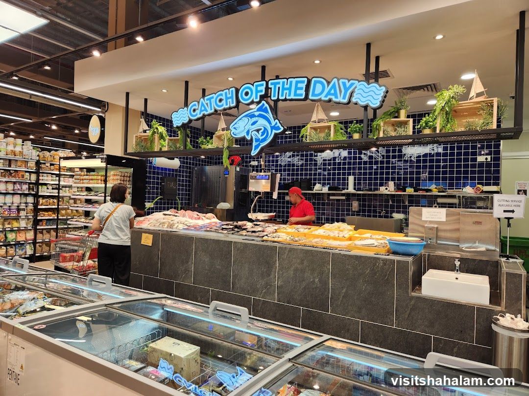 Fish counter in a supermarket