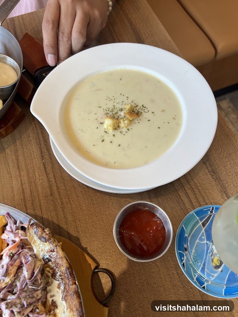 Creamy Soup with Croutons