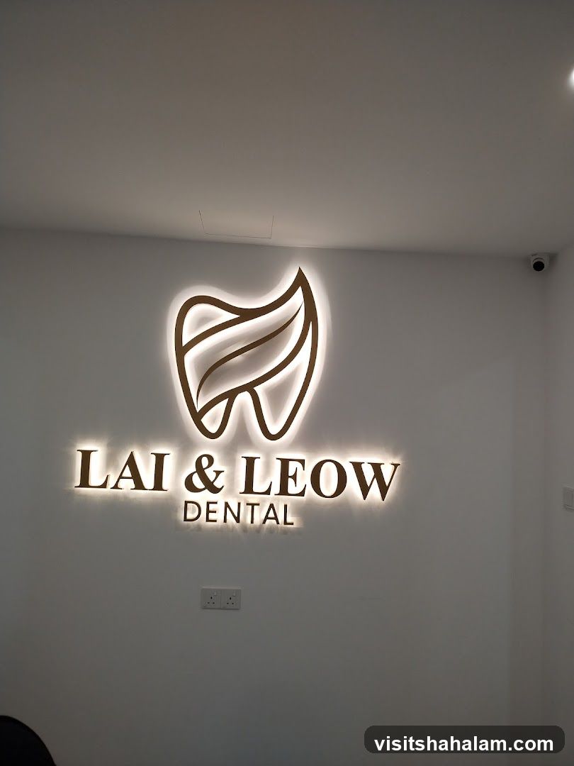 Dental Clinic Signage