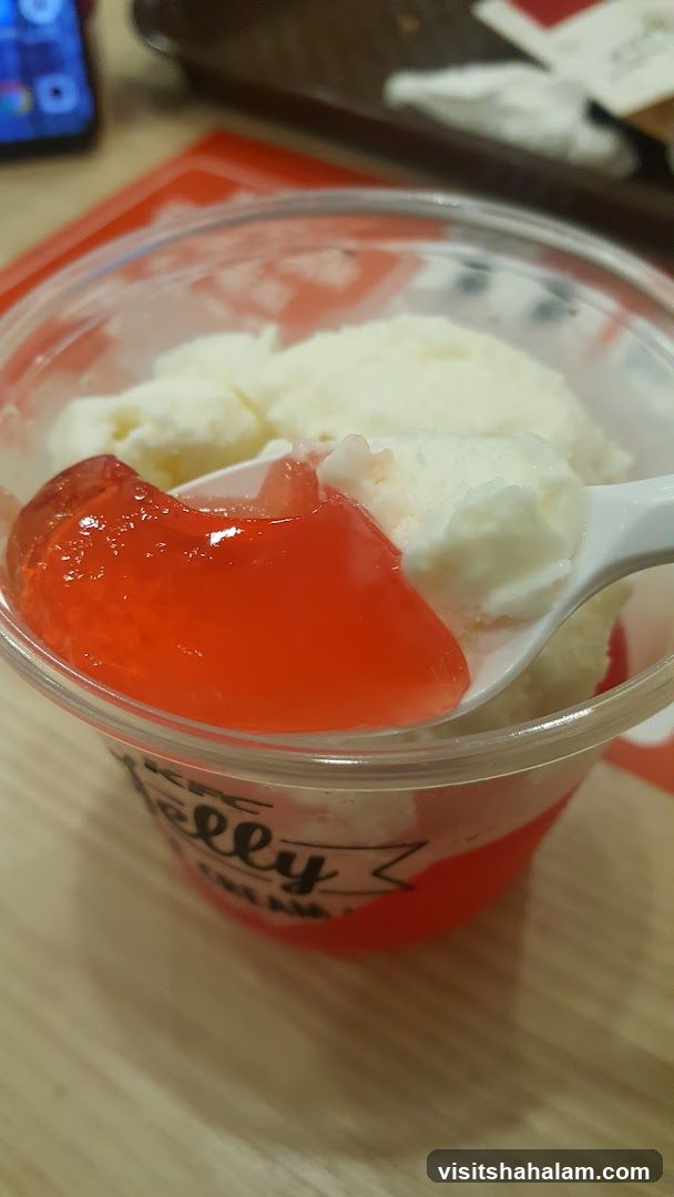 Ice Cream and Jelly Dessert