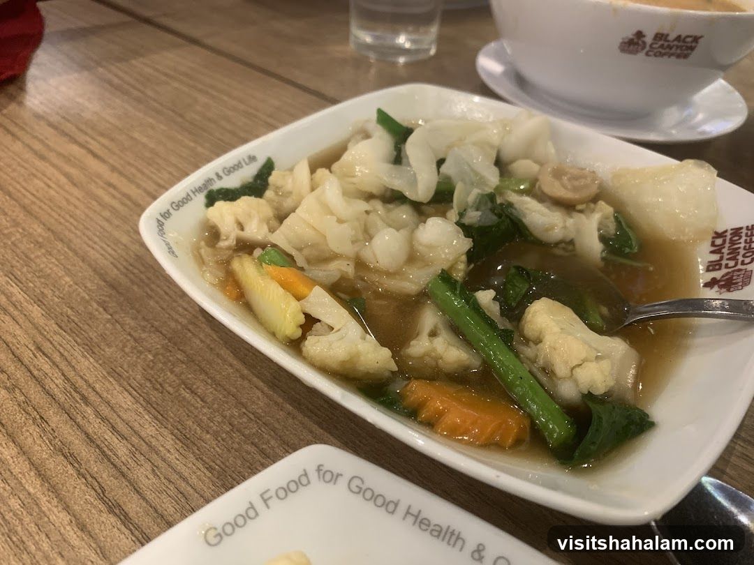 Stir-fried vegetables with sauce