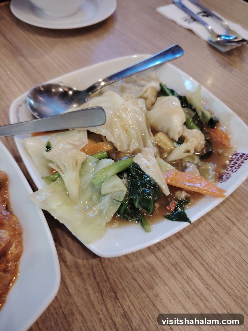 Stir-fried vegetables with sauce