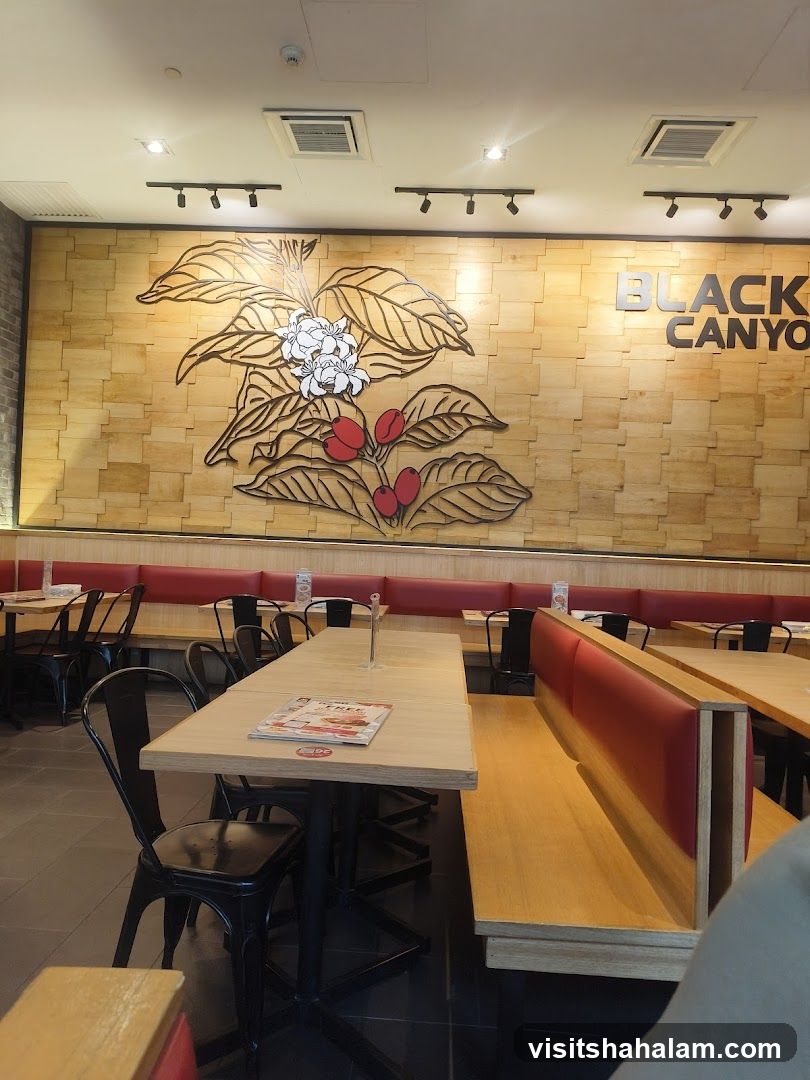 Black Canyon Coffee Shop Interior