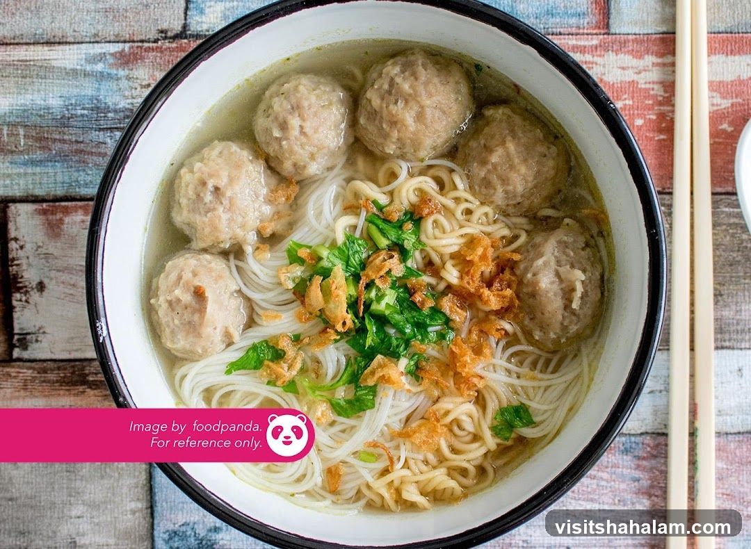 Bowl of Noodles with Meatballs