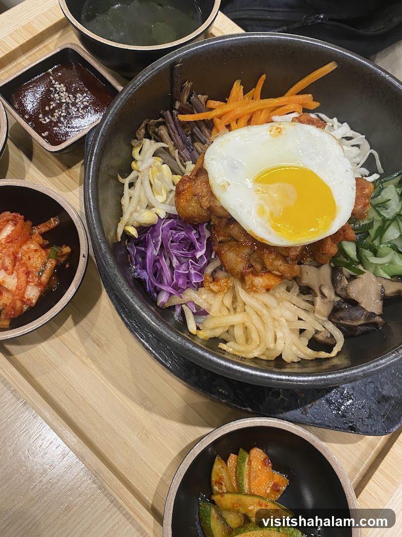 Bibimbap with Side Dishes