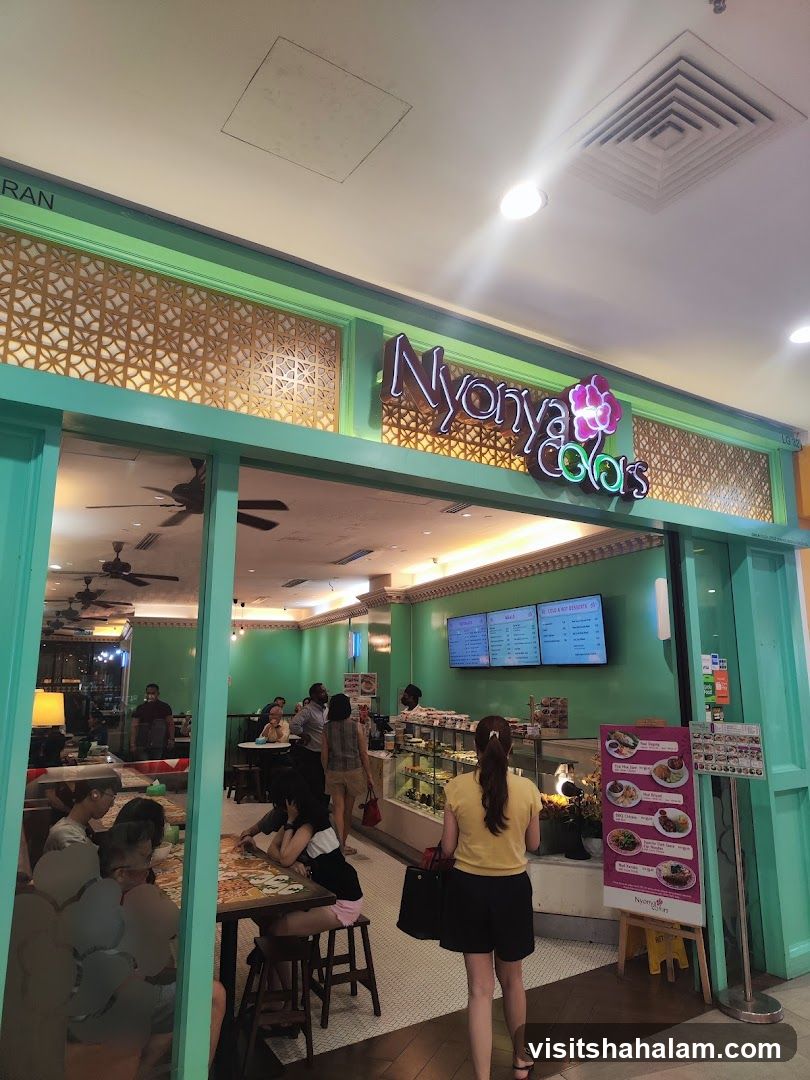 Nyonya Colors