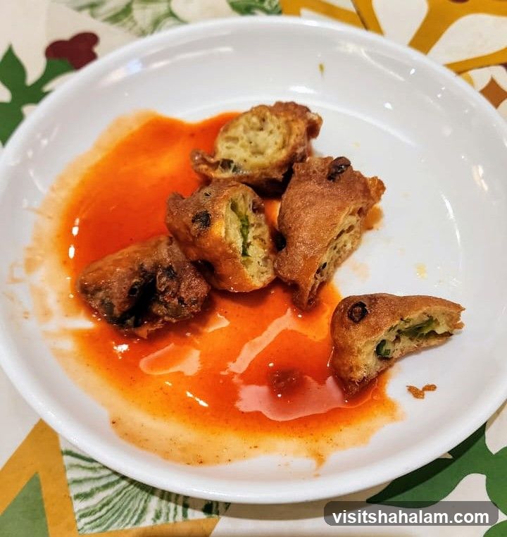 Fried Snacks with Sauce