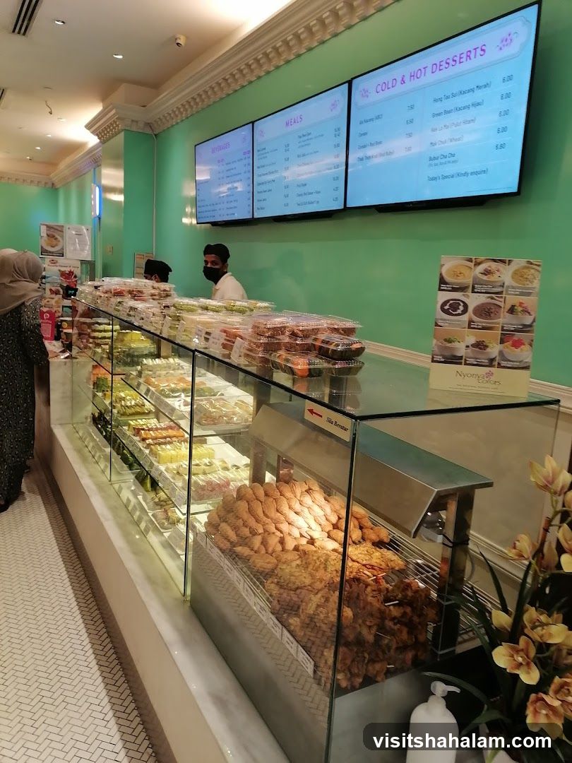 Dessert Display