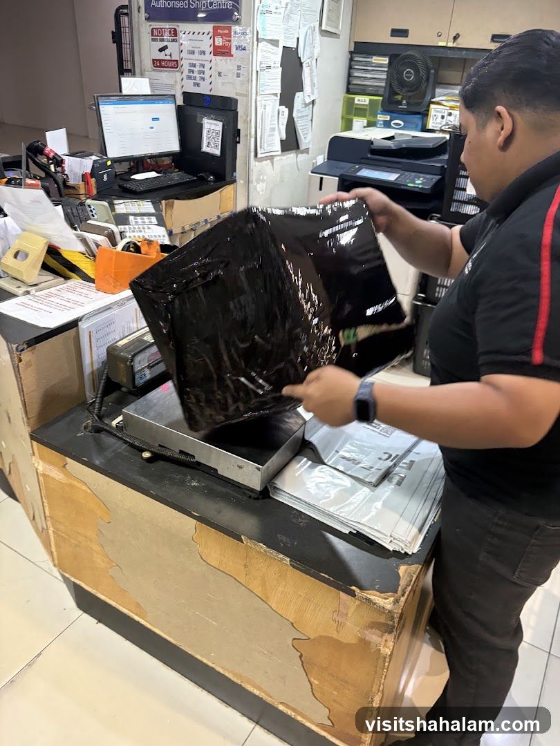 Shipping Centre Counter