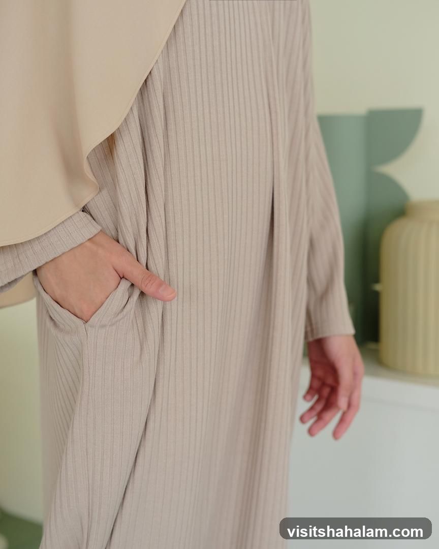 Ribbed Dress Detail