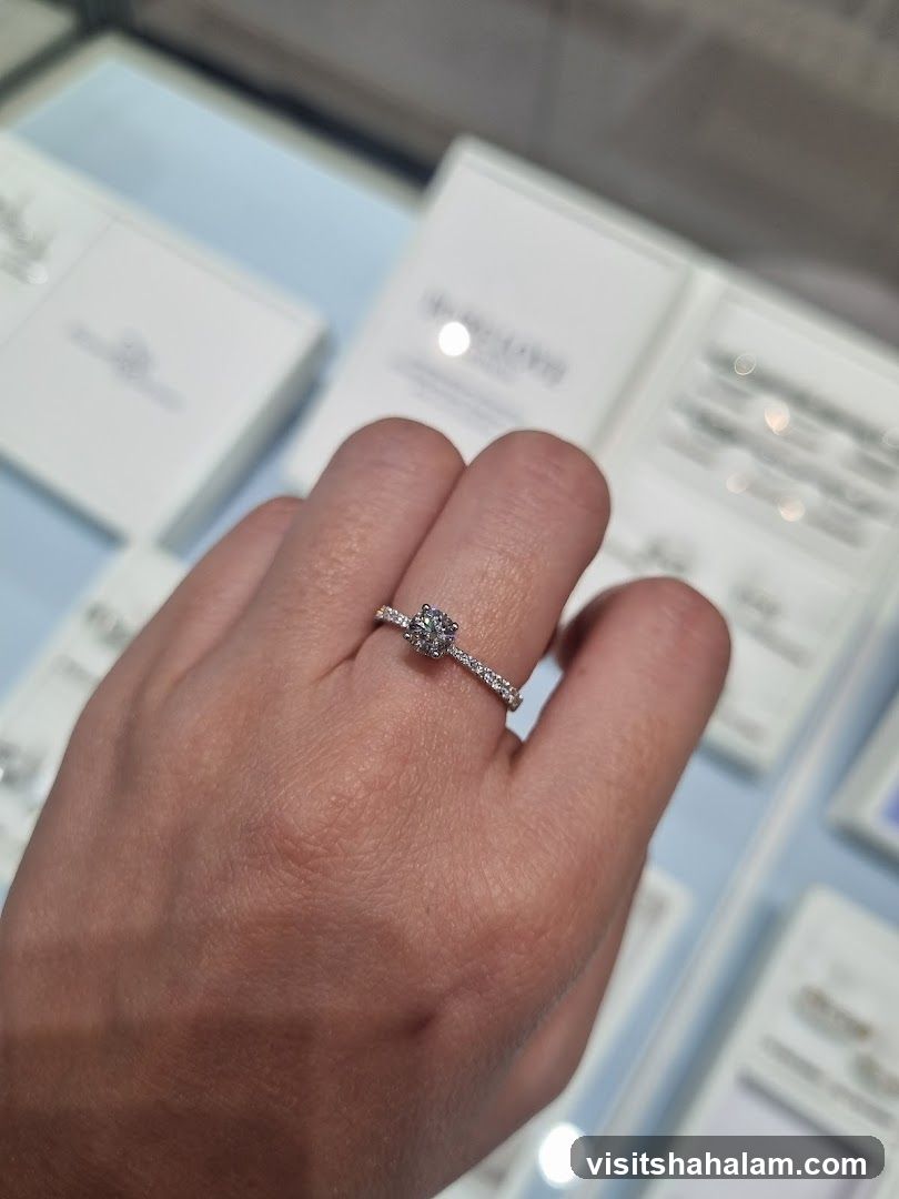 Diamond Ring Display