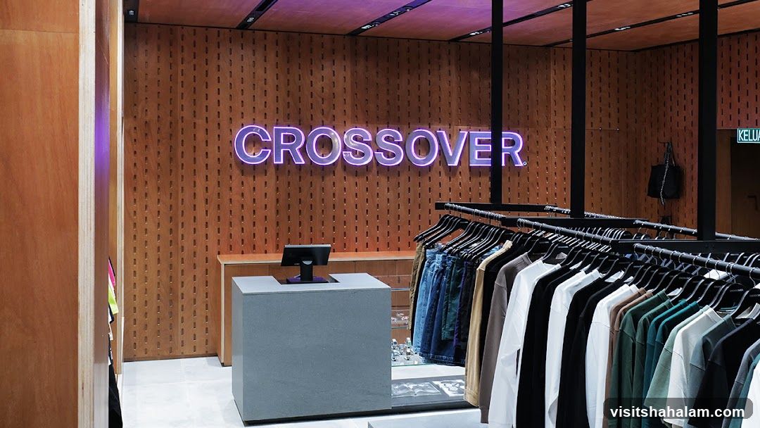 Crossover Store Interior