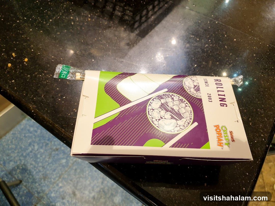 Crispy Popiah Box with Chopsticks
