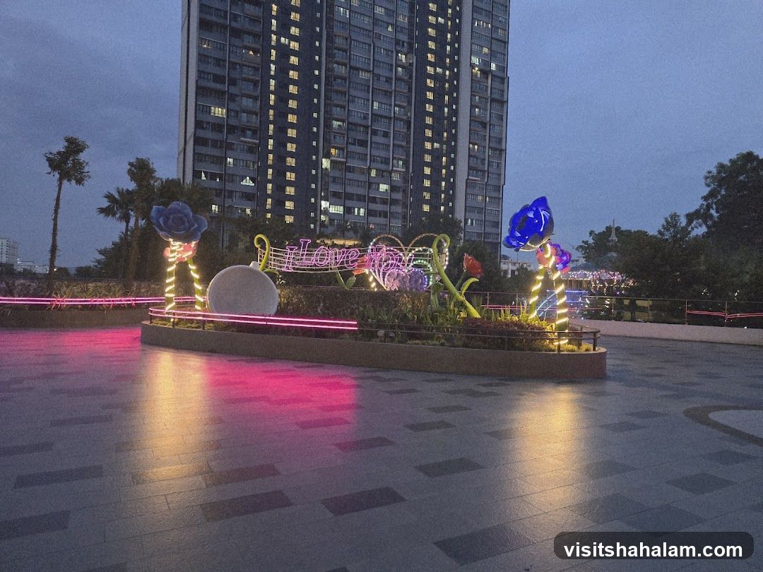 Outdoor Decorative Display