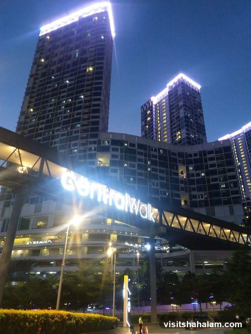 CentralWalk at Dusk