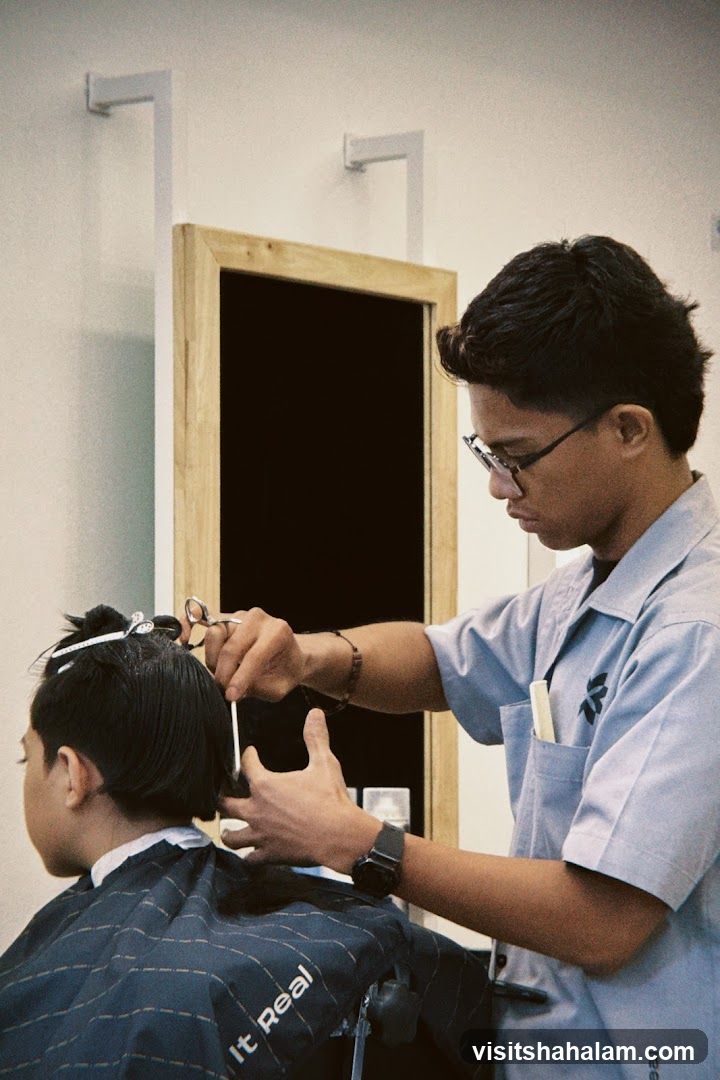 Barber cutting hair