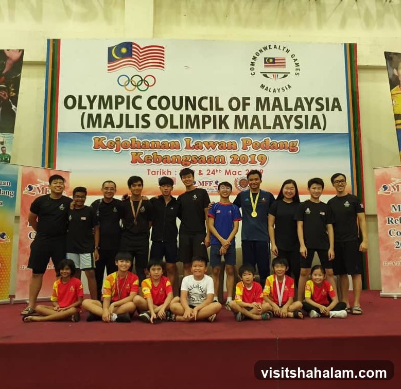 Group Photo at Malaysian Fencing Championship