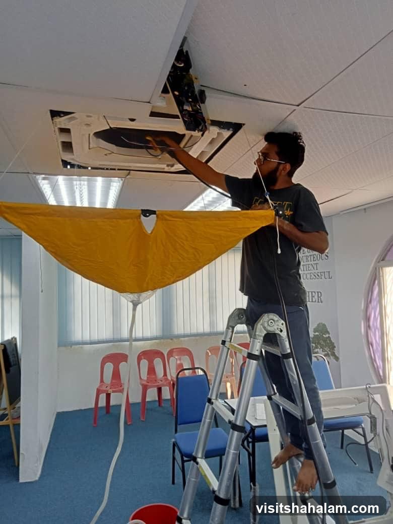 Air conditioning maintenance