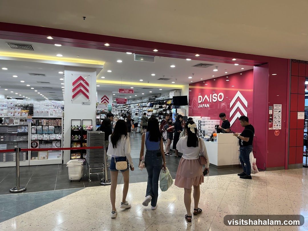 DAISO