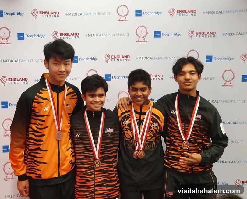 Fencing medalists