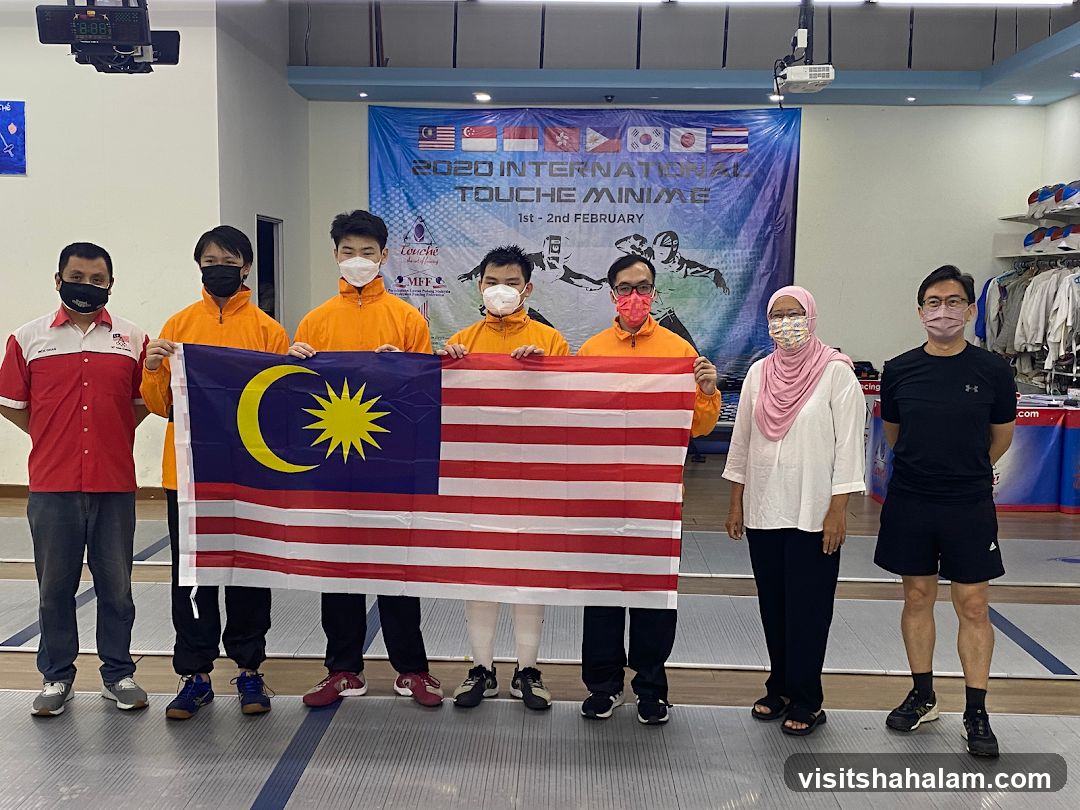 Fencing Team with Malaysian Flag