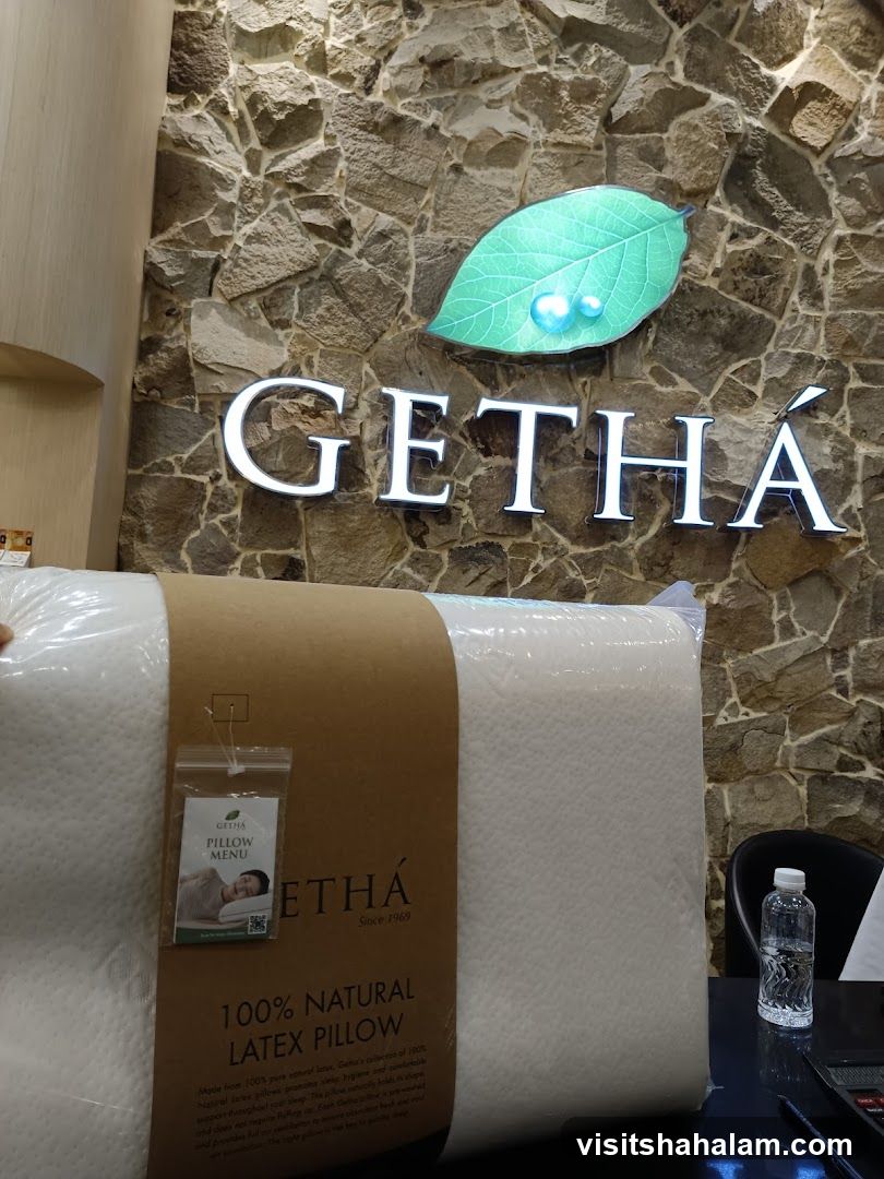 GETHA Pillow Display