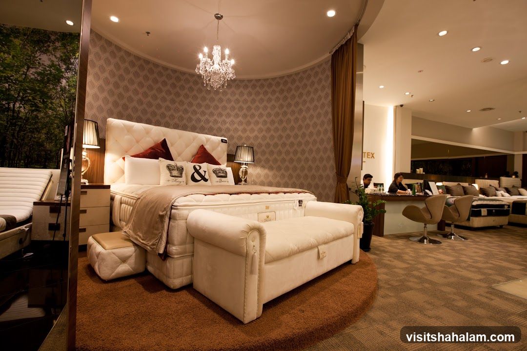 Luxury Mattress Showroom