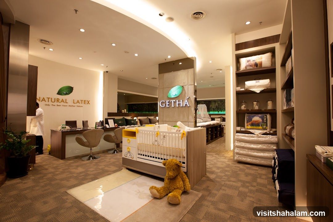 Natural Latex Mattress Store Interior
