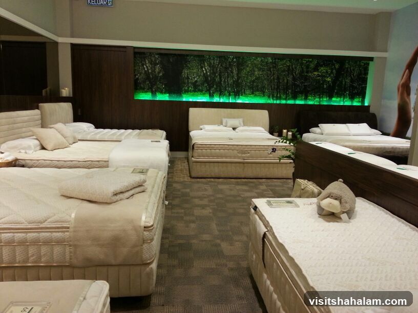 Mattress Showroom
