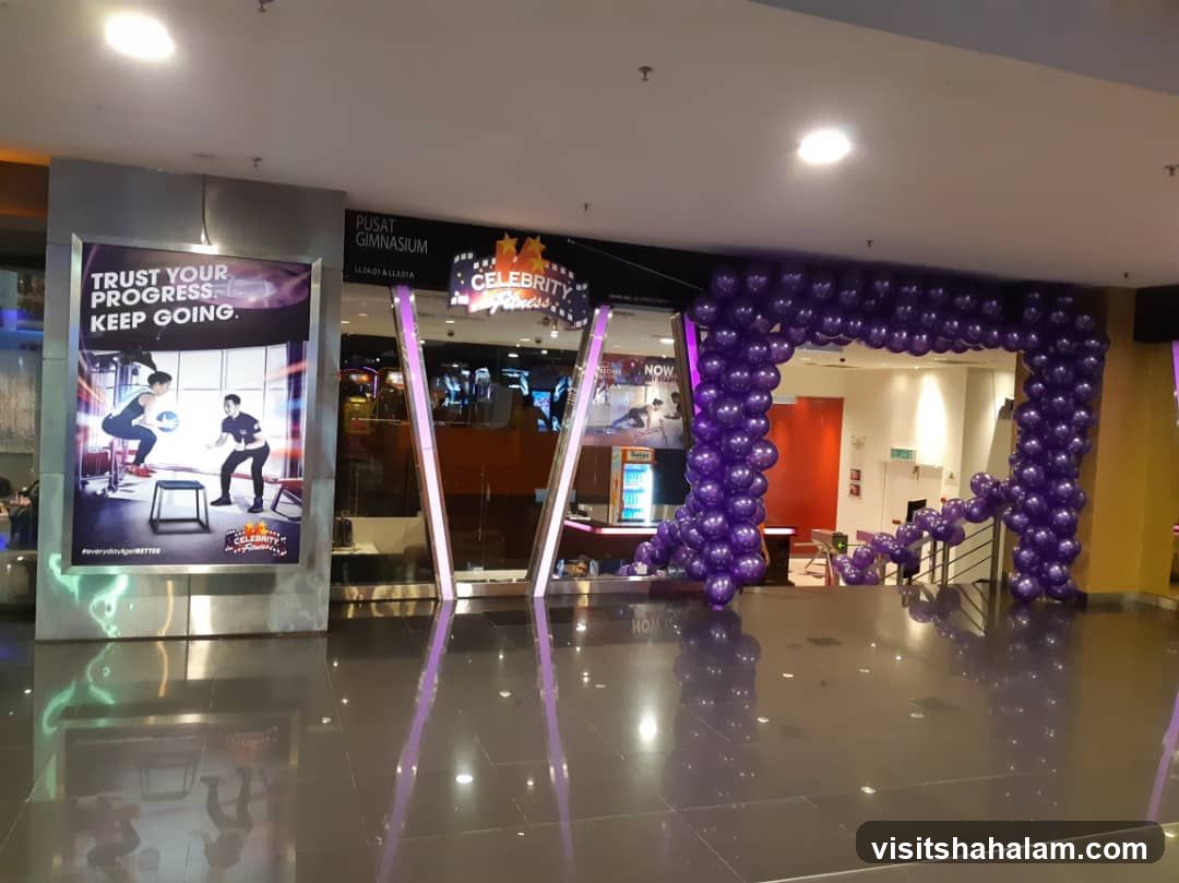 Celebrity Fitness Entrance