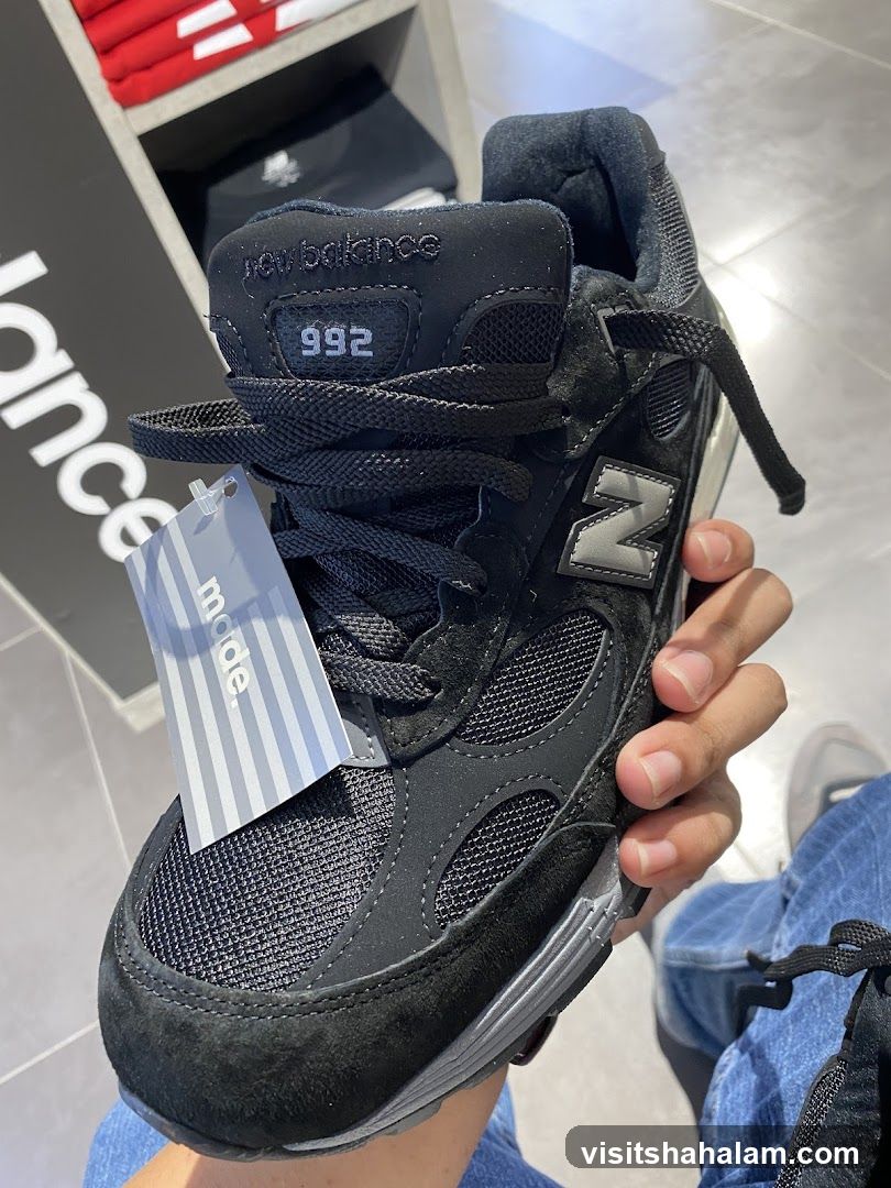 New Balance 992 Sneaker