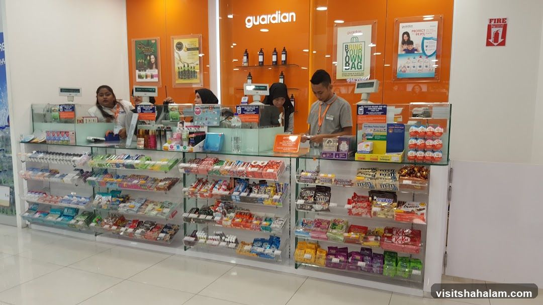 Guardian Store Counter