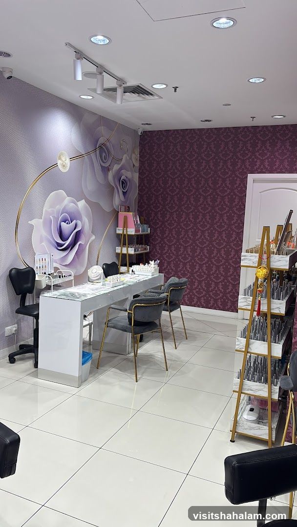 Velvet Threading & Waxing Specialist