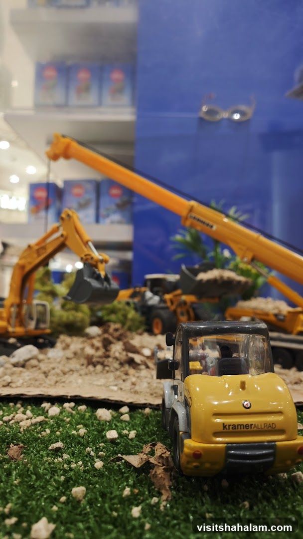 Construction Toy Diorama