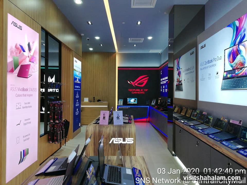 ASUS Store Interior