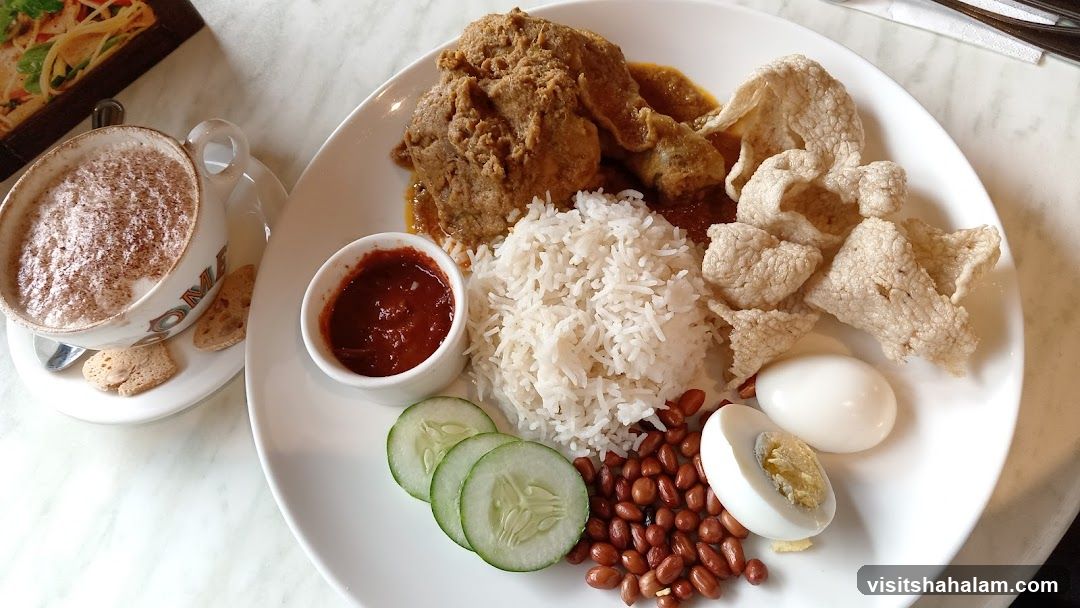 Nasi Lemak with Coffee