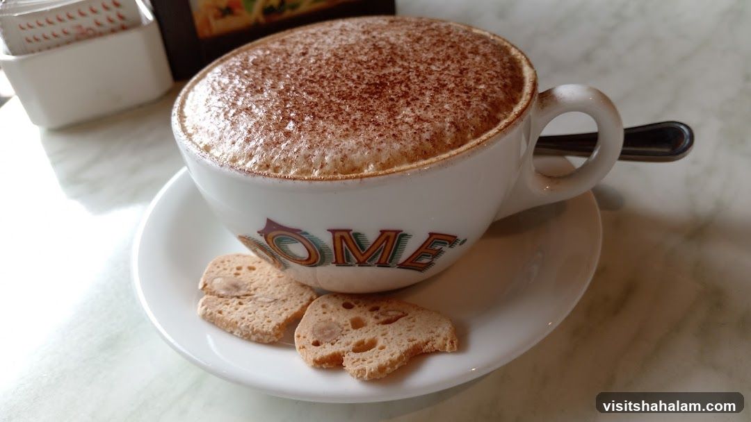 Cappuccino with Biscotti