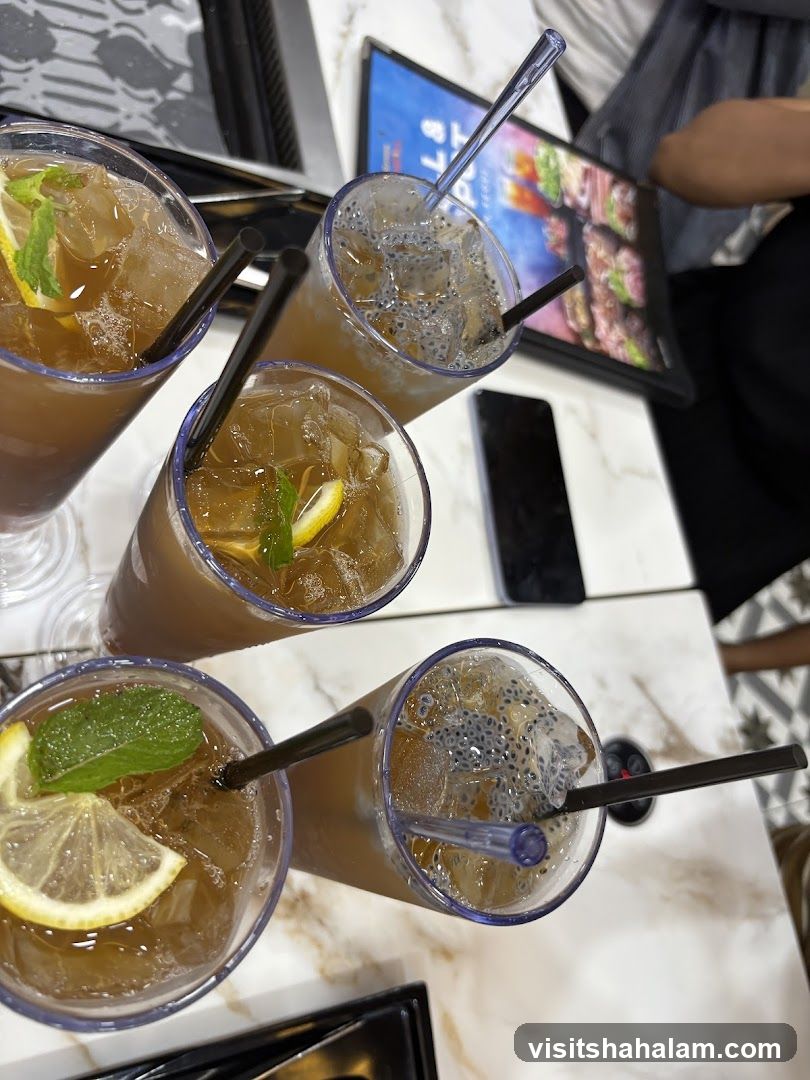 Iced Drinks with Lemon and Mint