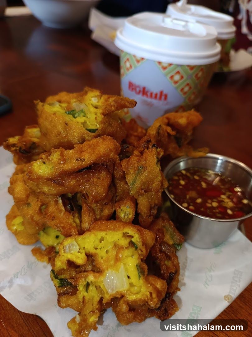 Fried Appetizers with Dipping Sauce