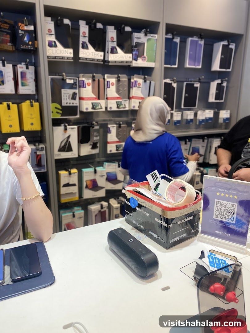 Electronics Store Counter