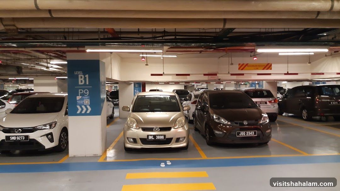 Parking Garage