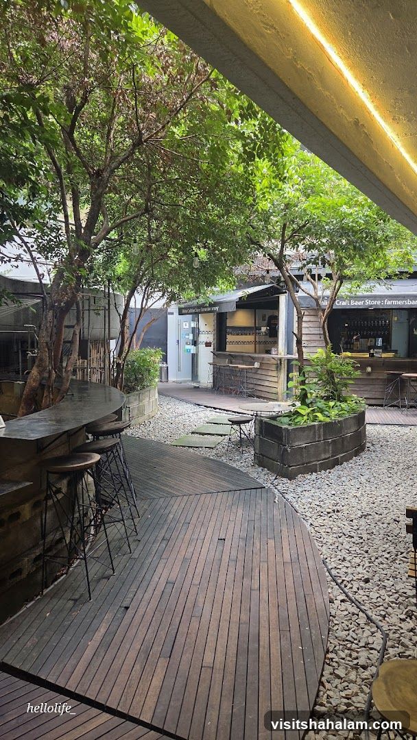 Farmer's Bar