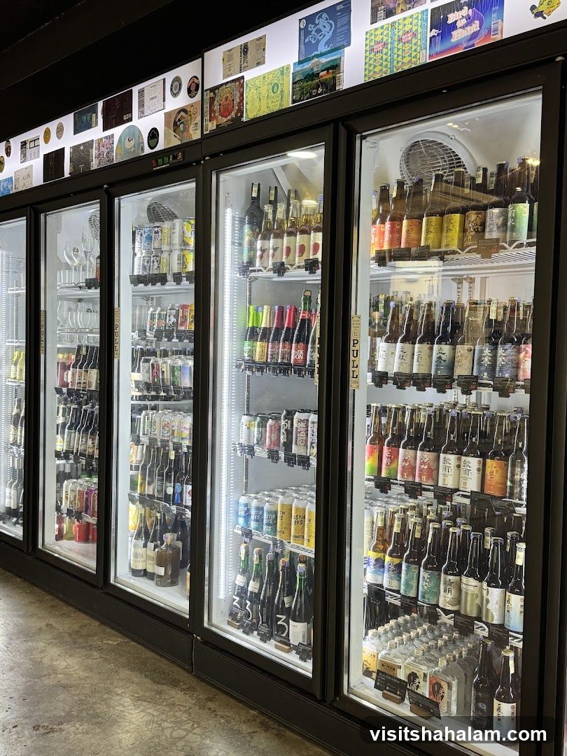 Refrigerated beverage display