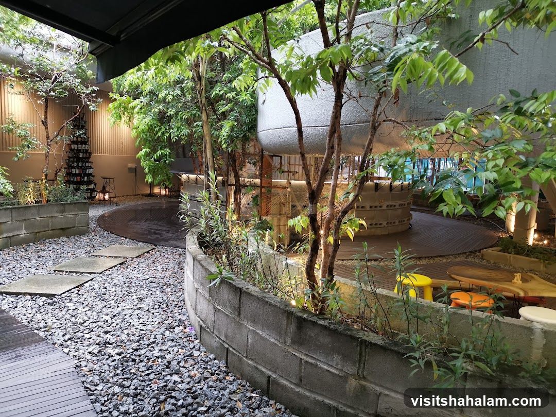 Outdoor Seating Area with Lush Greenery