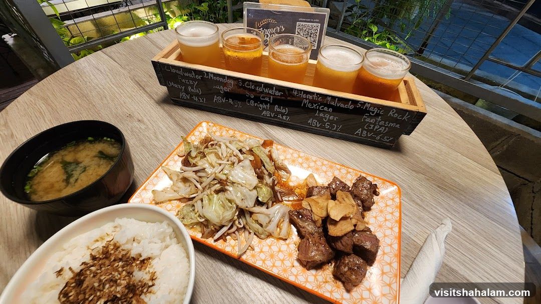 Beer Flight and Meal
