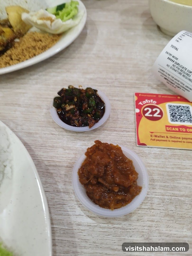 Condiments and Receipt