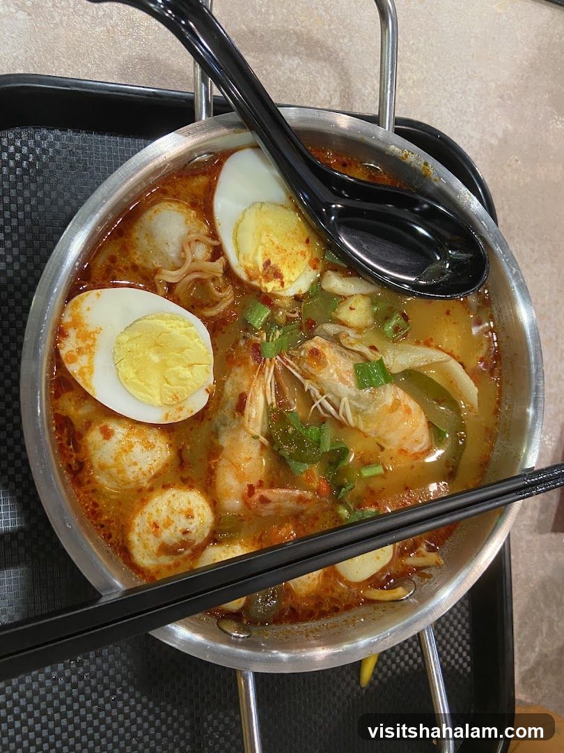 Tom Yum Soup with Shrimp and Egg