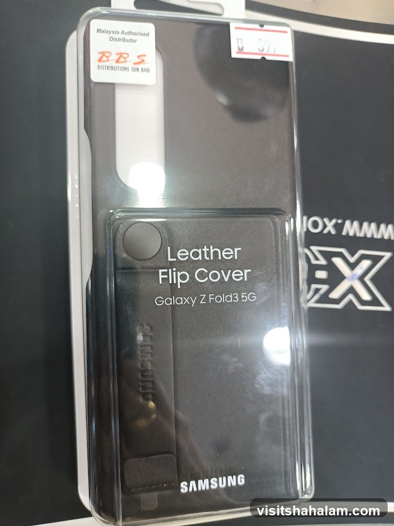 Samsung Leather Flip Cover for Galaxy Z Fold3 5G
